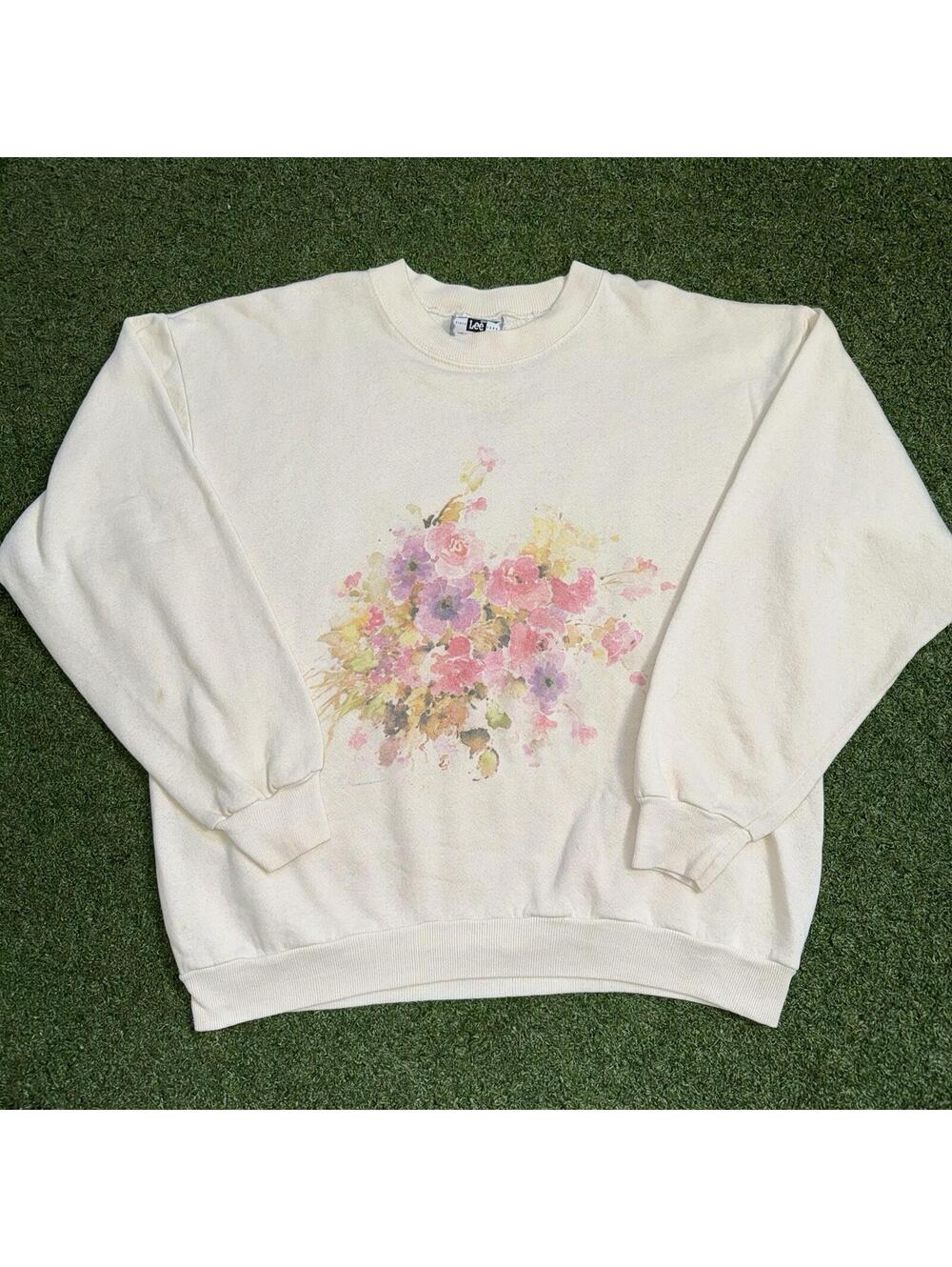 VTG Lee Floral Crewneck 1992 Sweatshirt USA Made Cream Pullover cottagecore Sz L